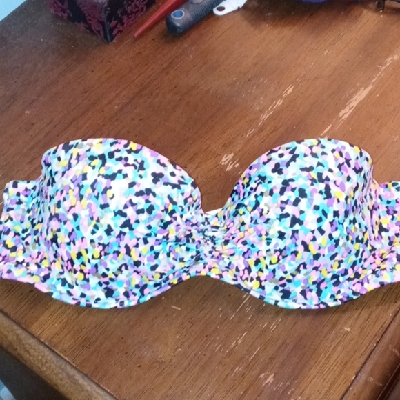Bikini top - Picture 1 of 2